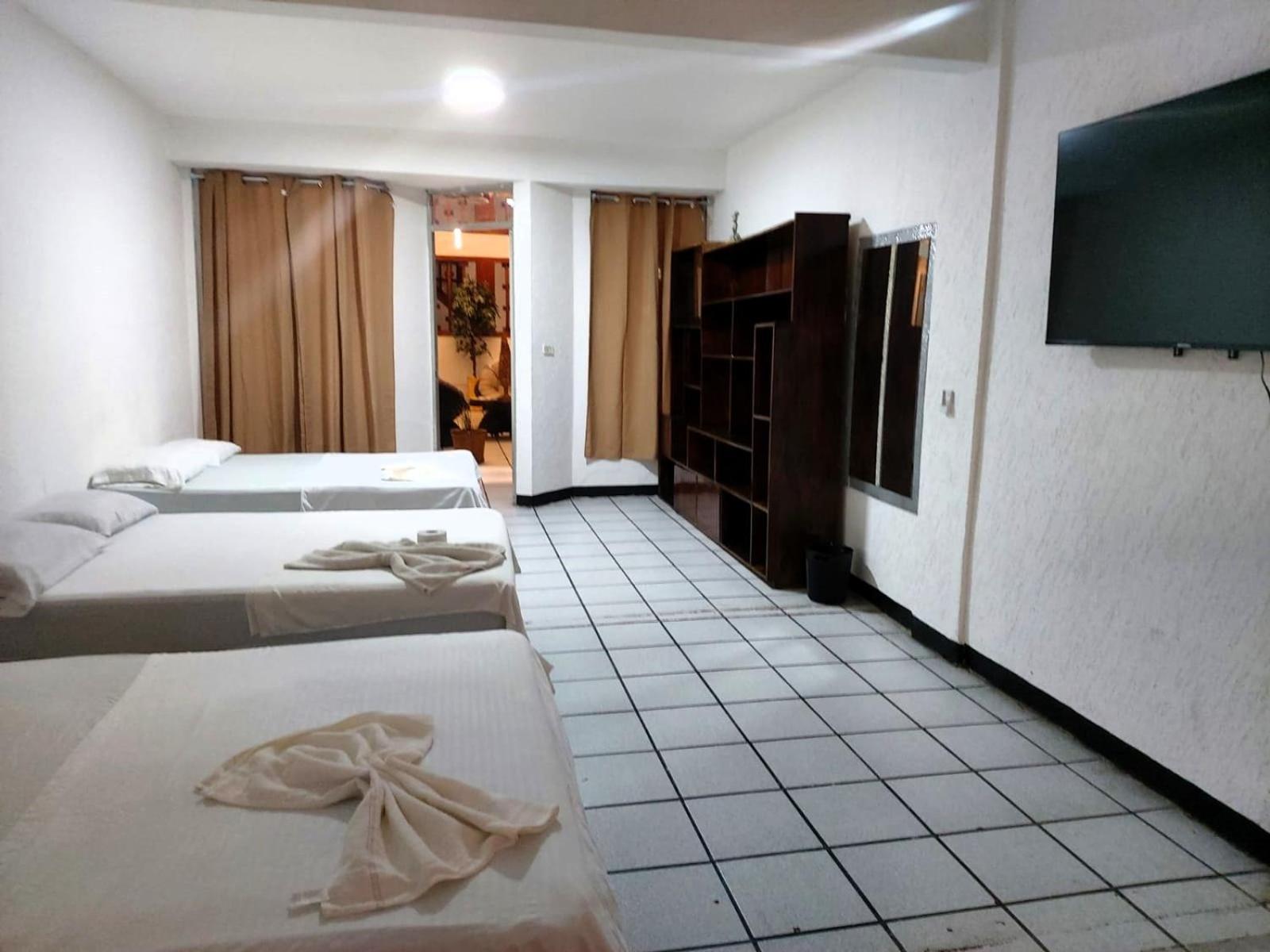 Hotel Sexta Avenida تاباتشولا المظهر الخارجي الصورة