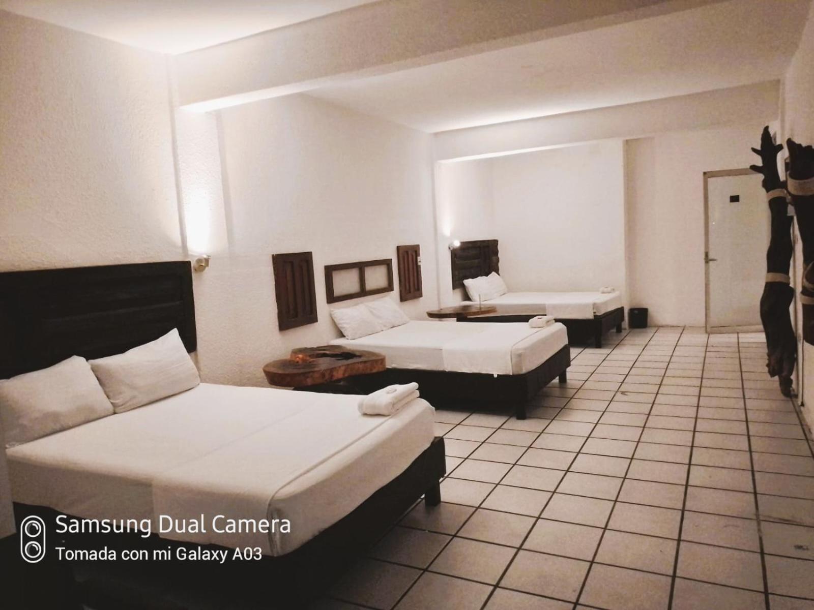 Hotel Sexta Avenida تاباتشولا المظهر الخارجي الصورة